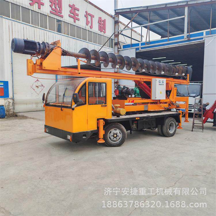 小型六轮地基打桩机老宅重建房屋基础钻孔机旋转伸缩式大架钻机