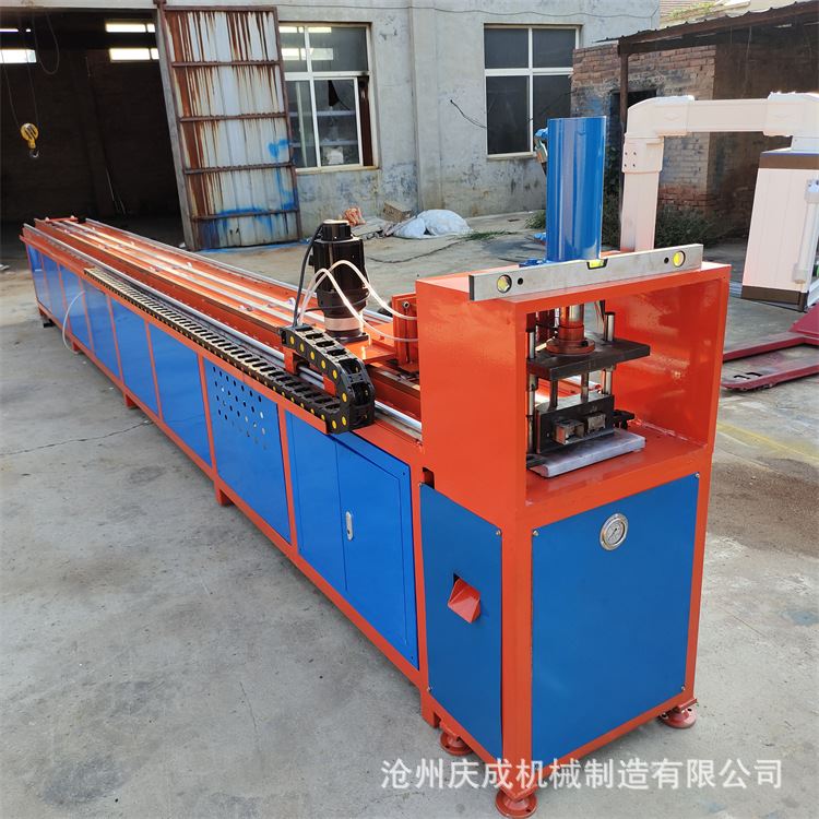 品厂品庆成 全自动槽钢冲孔机 光伏支架C型钢数控打孔机 角钢切断