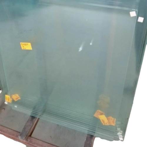 上海厂家供应金晶超白钢化玻璃玻璃原片方形薄玻璃片超白玻璃耐热