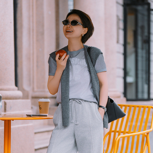 一支探戈小个子女装 T恤2620212 复古做旧渐变印花棉质短袖