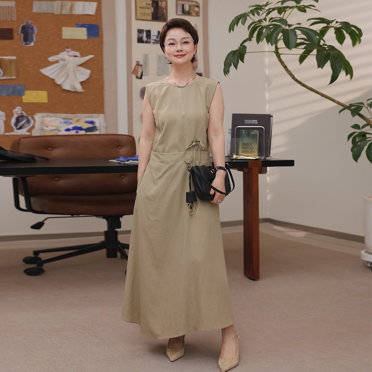 一支探戈小个子女装 设计感不规则解构无袖连衣裙2620609 - 实物图