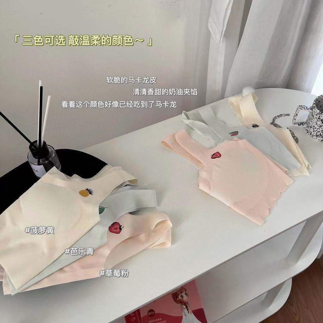 推荐Adolescent girls grow bra comfortable, breathable and tr