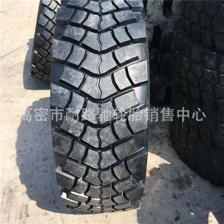 载重越野花纹运输货车卡车轮胎500/75R20425/85R21M+S轮胎