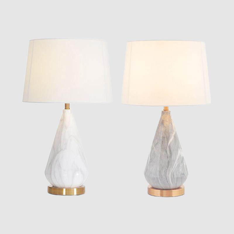 北欧台灯卧室床头柜灯简约现代大理石陶瓷创意客厅家用美式ins灯