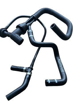 帕萨特B5  1.8 T 油泵喷嘴总成 管子 06B133783B 058 133 753D