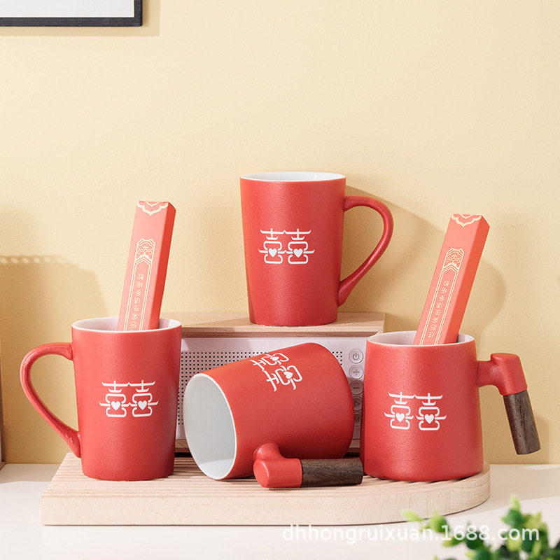 新婚洗漱杯套装结婚陪嫁中式情侣牙刷杯一对喜庆红色陶瓷漱口杯子
