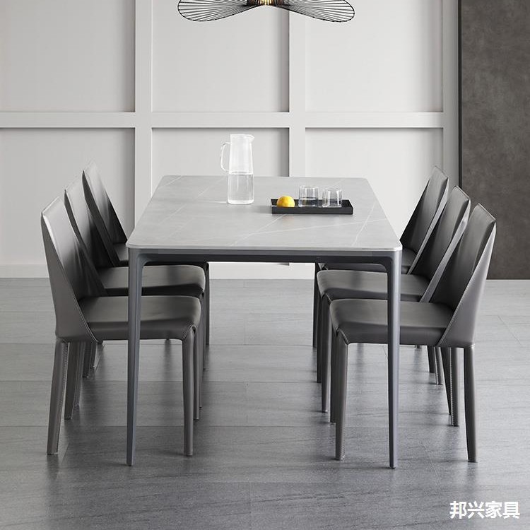 意式轻奢岩板小户型餐桌椅组合