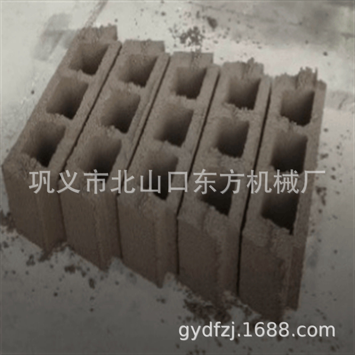 大轮移动三孔斜头屋檐空心砖机