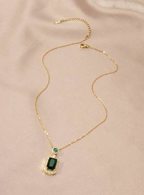Ins Court Style Emerald Zircon Pendant Metal Chain Tassel Te