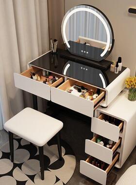 2024岩新款HNU软床头柜真板包一体化妆桌现代户简约小型化妆台