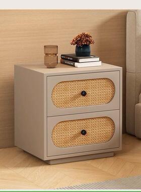 实木复古藤编床头纳柜中木NTR古风床头柜卧收室家用实床边柜储物