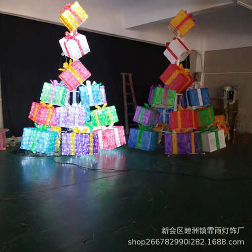 LED滴胶藤条圣诞树造型灯
