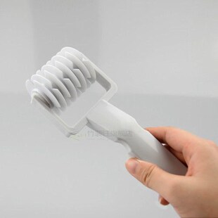 High Quality Embossing Dough Roller Lattice Cutter Pie Pizza