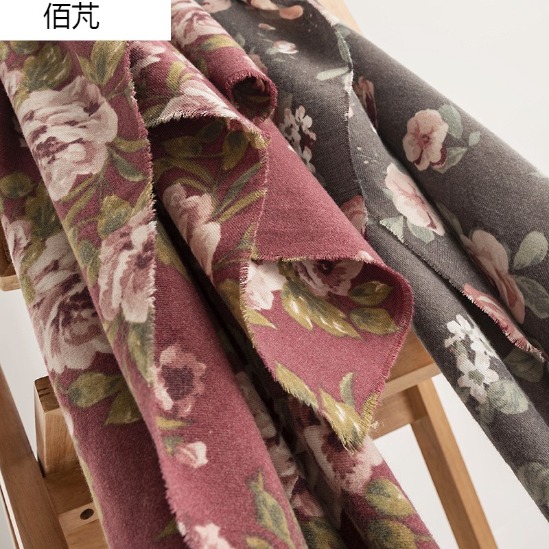 复古民族玫瑰印花围巾2023年新款女士围脖田园气质仿羊绒围巾