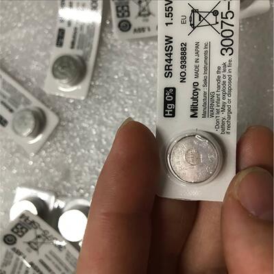 日本三丰 原装纽扣电池SR44 1.55V 938882 三丰卡尺千分尺专用