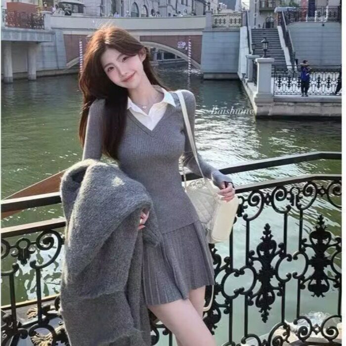 新款灰色针织毛衣连衣裙子女早秋季韩系学院风穿搭套装百褶裙