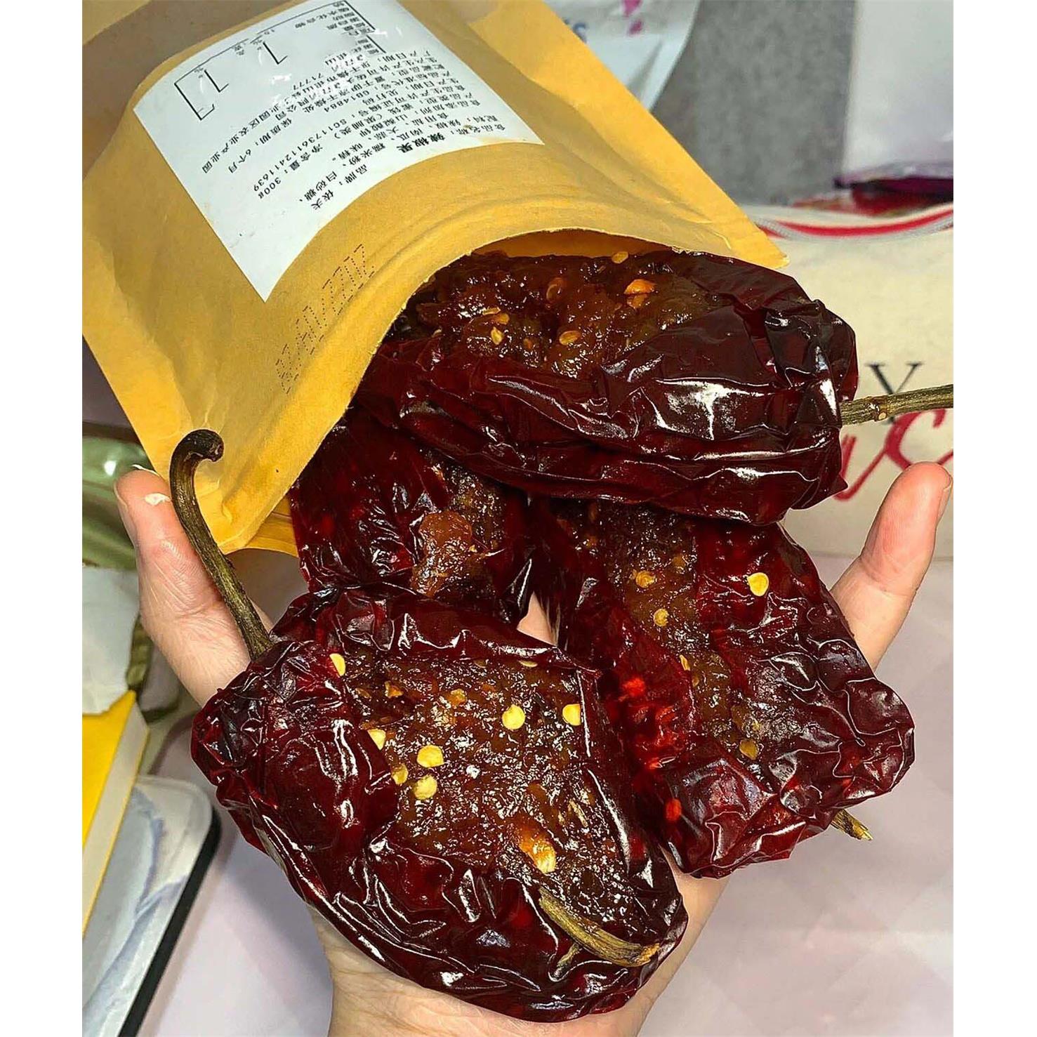 现货辣椒粑依夫辣椒果江西特产糯叽叽辣椒果爆辣糯米馅辣椒干瘪辣