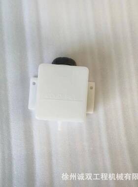 E32E35E42E45E50E55的售后冷却液箱72865097008312