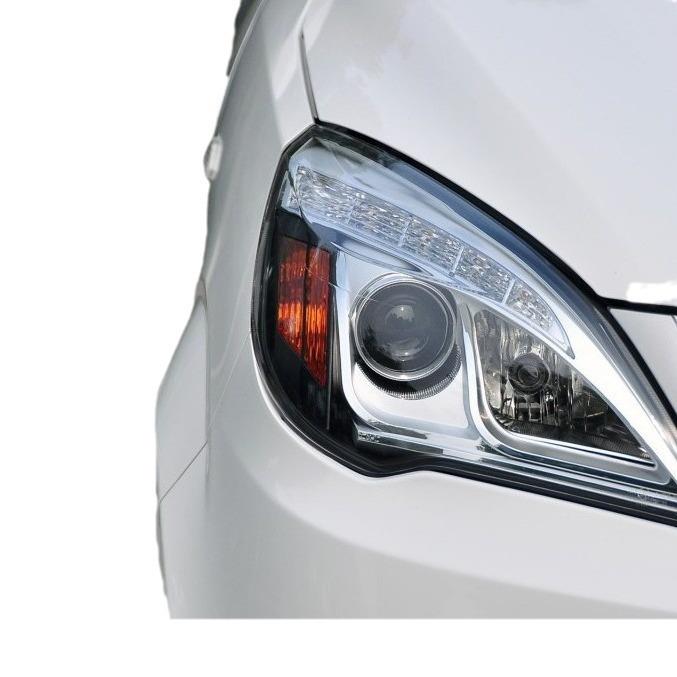 大适用于北汽威旺M20前大灯灯车头灯照明灯汽威望M20前北照灯总成