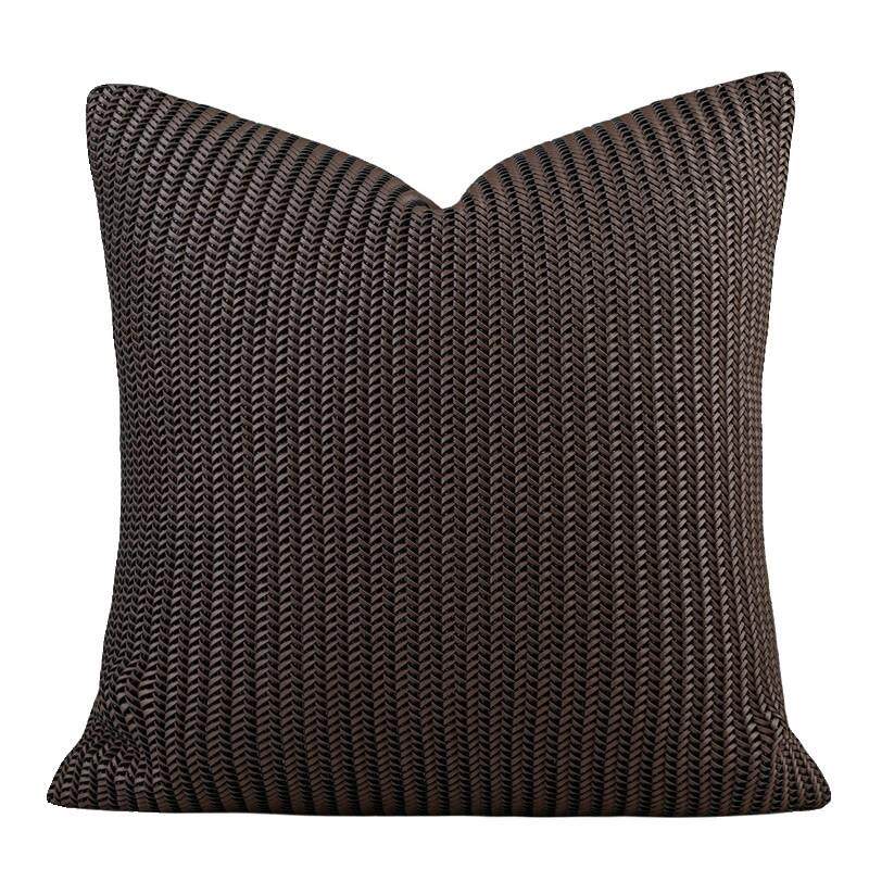 现代简约深棕色抱枕沙发客厅轻奢高级感编织皮质靠枕样板间大靠包