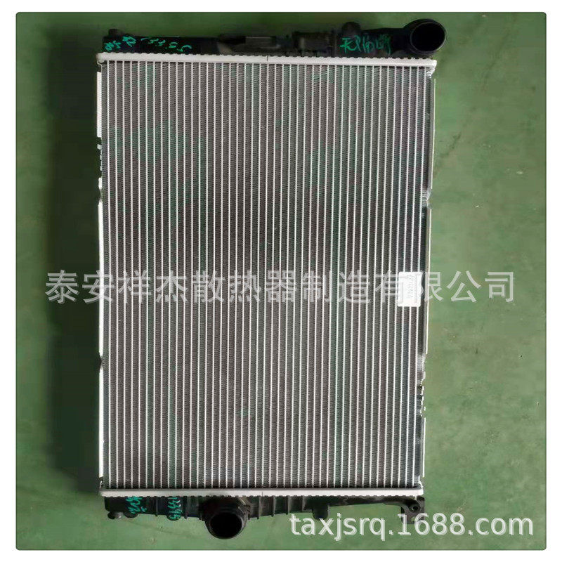 汽车散热器水箱适用于宝马BMW228i320i328i335i428i435ii3