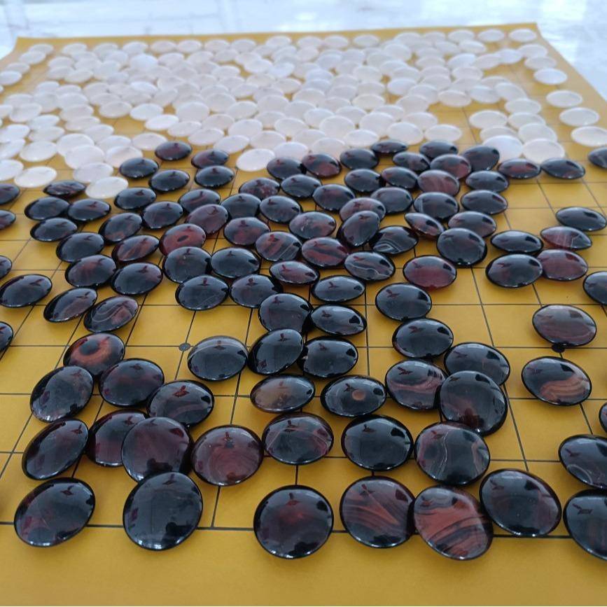 黑透红玛瑙围棋子加冰料白玛瑙围棋子