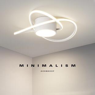 创意卧室灯圆形led吸顶灯2023年新款现代简约主卧房间灯北欧灯具