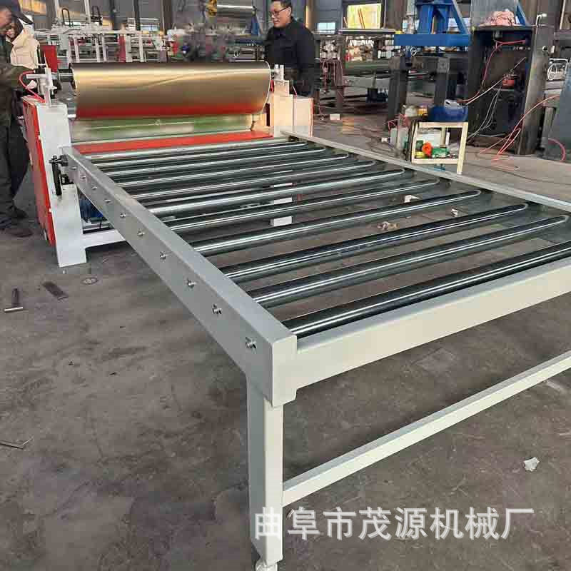 门板保护膜覆膜机 水泥板保护膜贴膜机 烤漆门板除尘膜覆压机