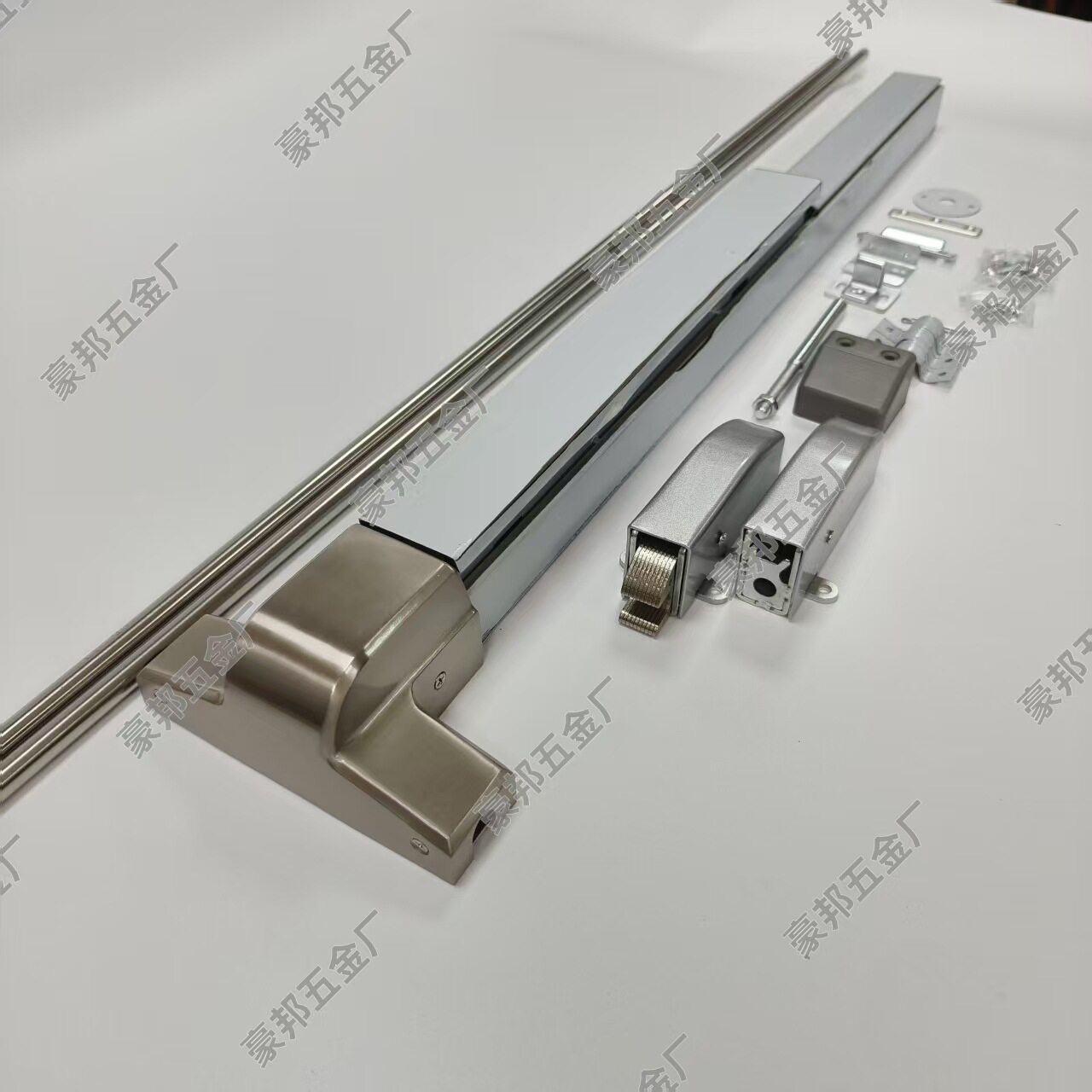 不锈钢推压式带杆逃生防火锁