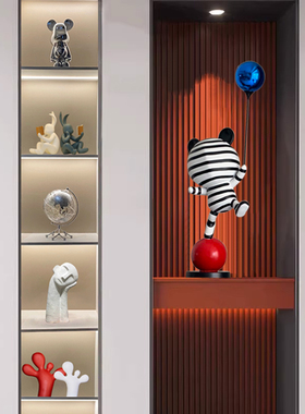 速发简约客厅酒柜套装组合餐边奢示柜隔断轻展家居装饰熊摆件