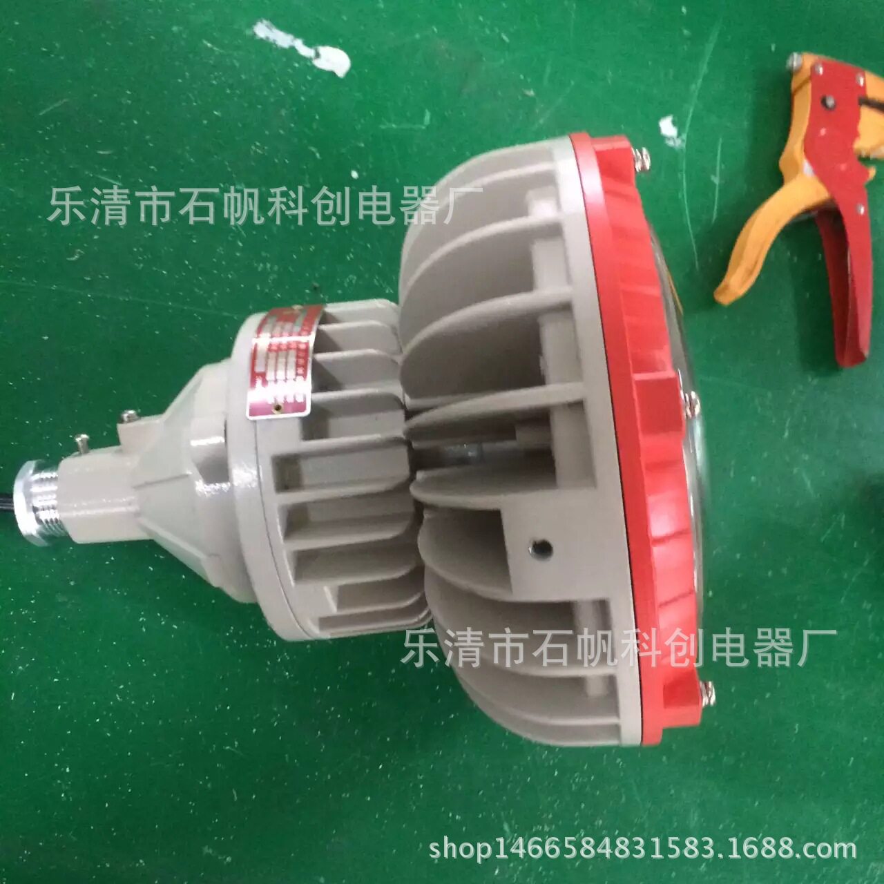 ZHD230防爆免维护LED照明灯