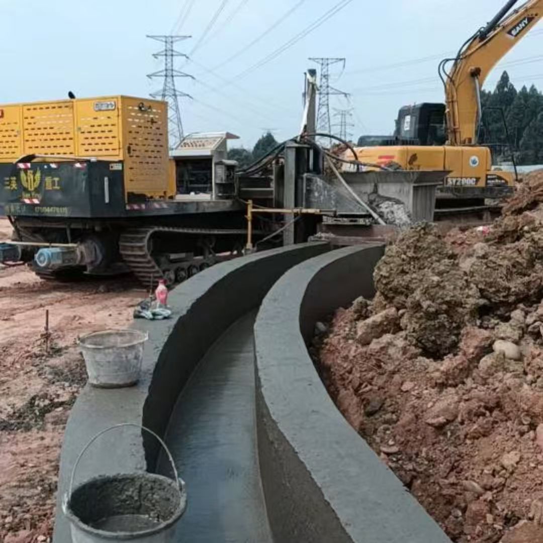 水沟滑模 现浇渠道成型U型槽滑模机 混凝土路缘石滑模机