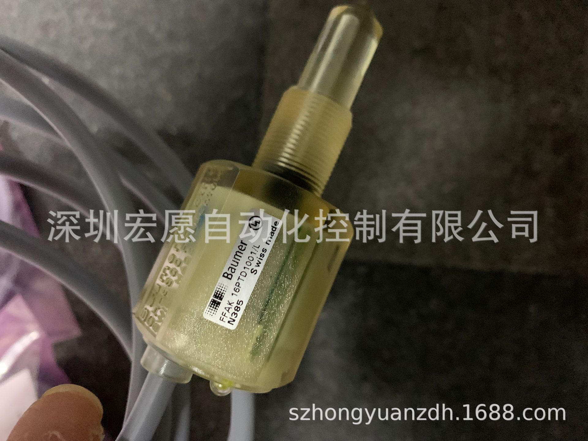 FFAK 16PTD1001/L 液位开关 Baumer 堡盟 - 实物图