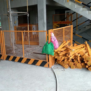 供应基坑护栏 工地建筑临边安全防护栏厂家批发