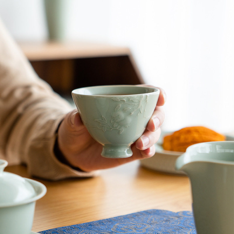 宋青釉茶杯品茗杯小茶杯单只陶瓷石榴杯主人杯单杯青瓷茶具茶碗