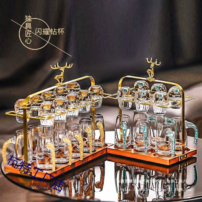 高档轻奢水晶玻璃白酒杯套装家用金箔一口杯小酒杯二两金箔分酒器