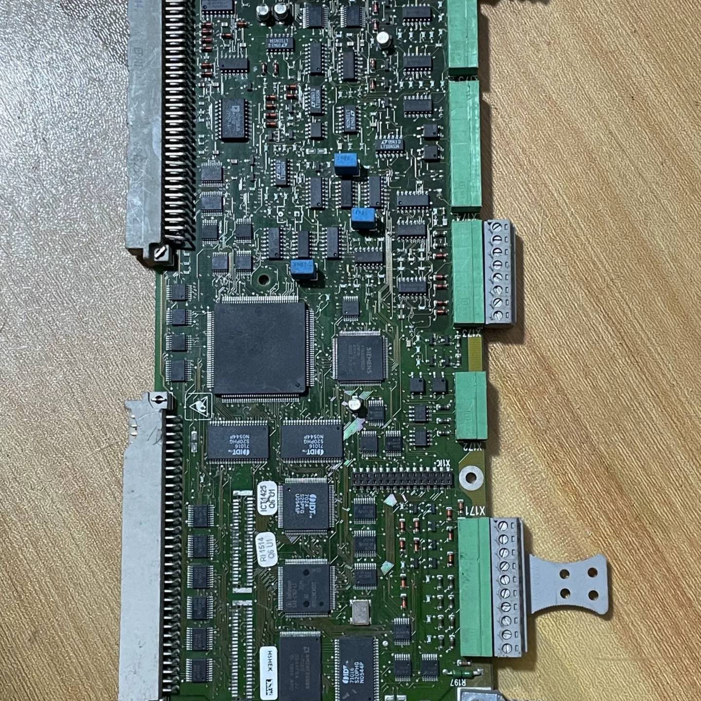 可维修西门子直流调速器主板C98043-A7001-L1 实物拍摄