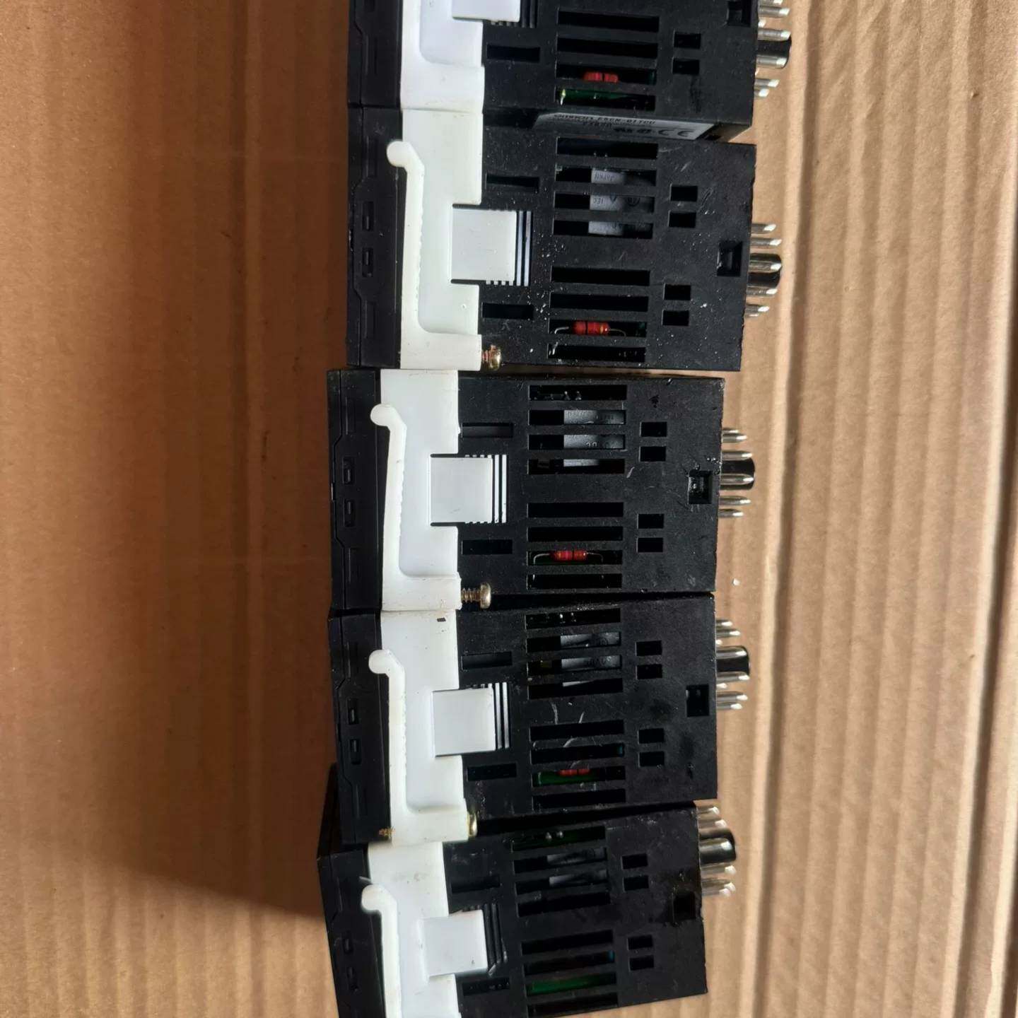 可维修欧姆龙温控器E5CN-Q1TCU议价