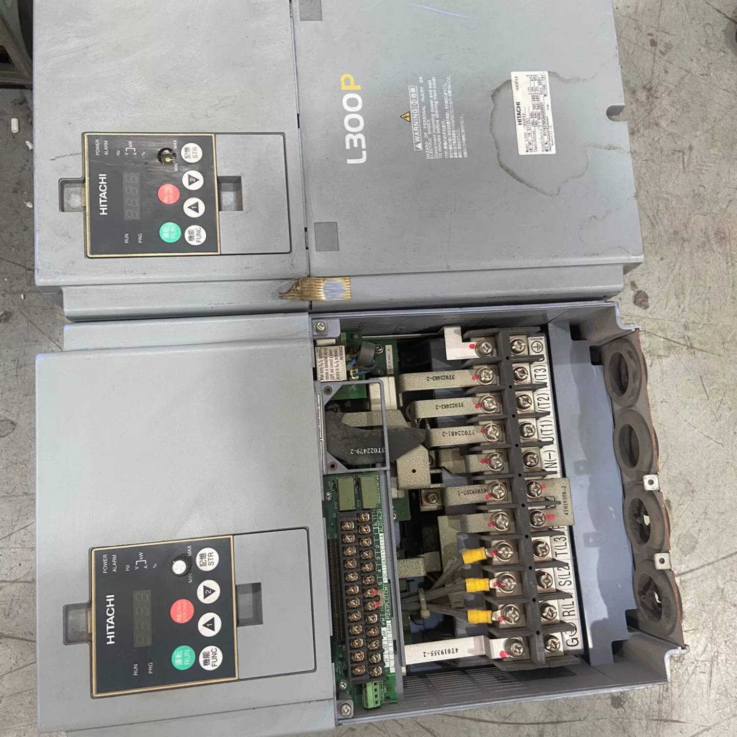 可维修日立变频器L300P-185HFE2,18.5KW,380V议价