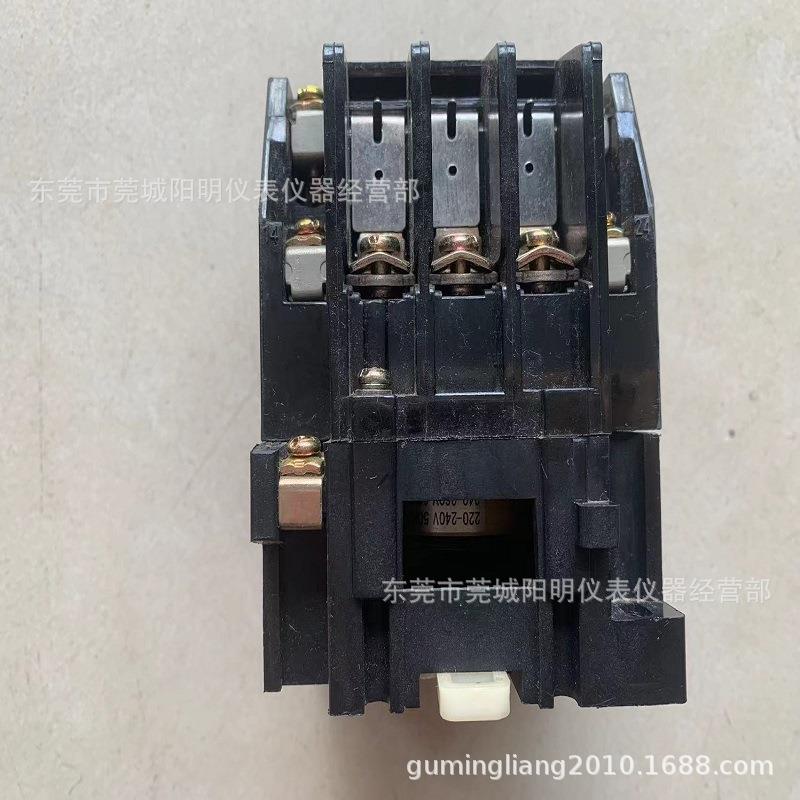 士林交流接触器M-40CL/220V