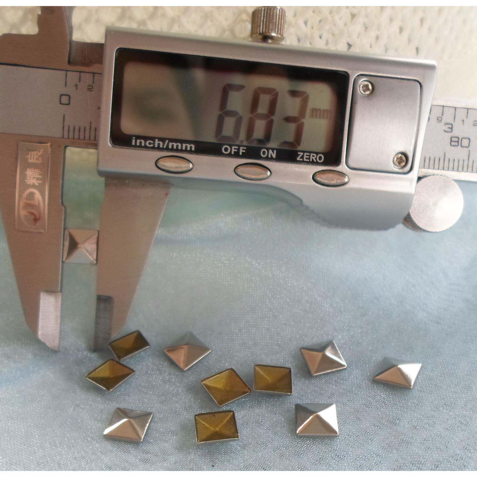 7MM手机美容材料包DIY铆钉烫钉烫片金字塔朋克铆钉银色方钉