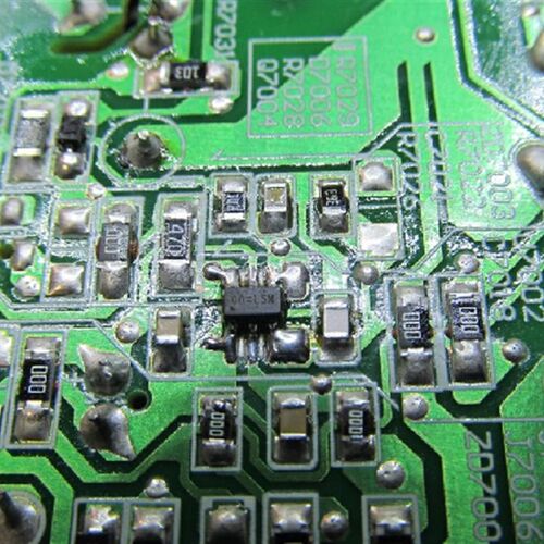 夏普LCD-32DS15A液晶彩色电视机电源芯片00=X3L 00=J17 00=BAC