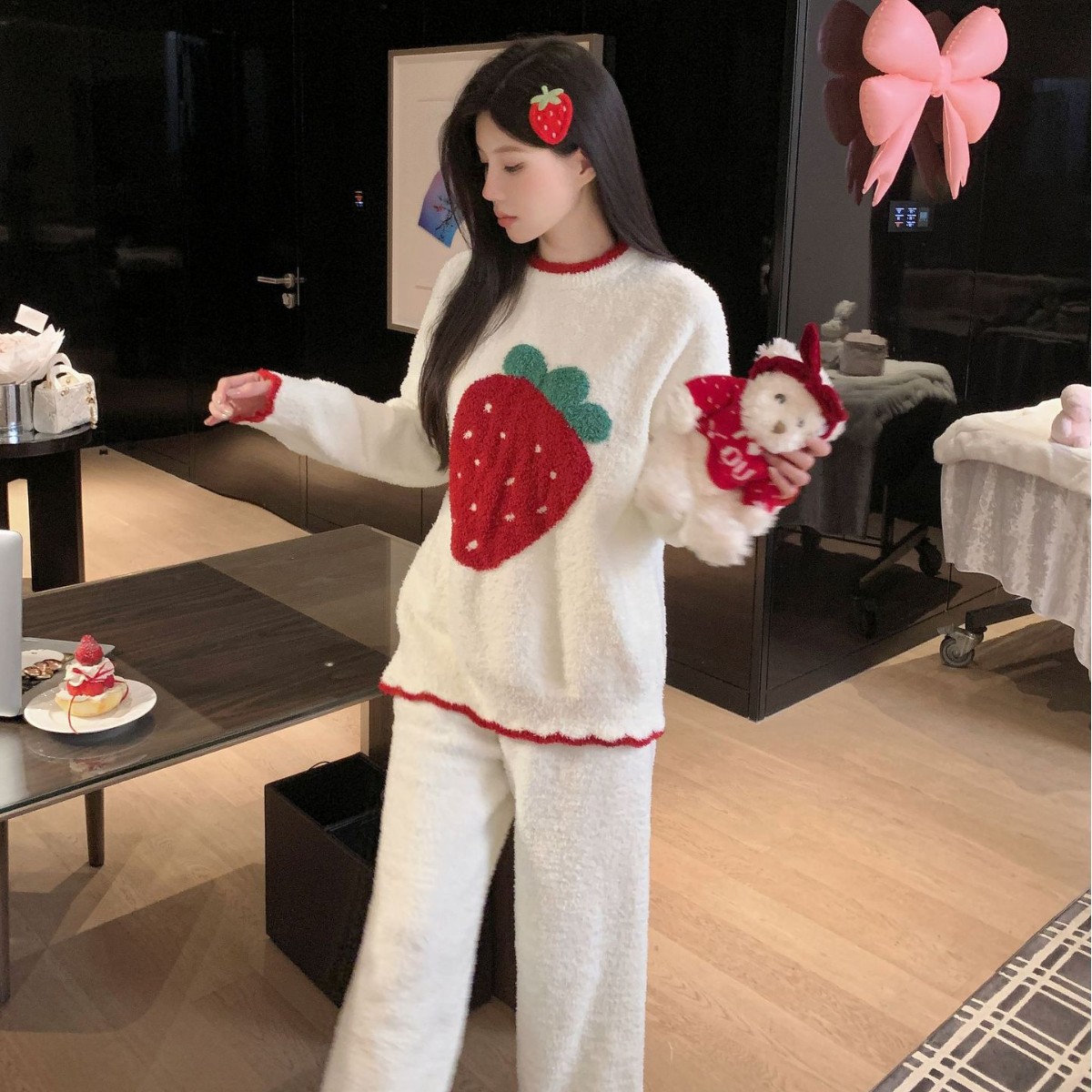 日本品质半边绒睡衣女甜美可爱草莓睡衣宽松外穿圆领软糯加厚慵懒