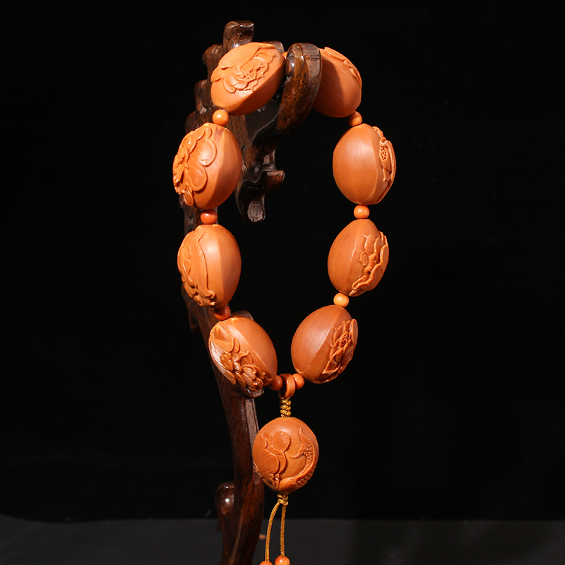 橄榄核雕手串连年有余苏工纯手工老铁核浮雕舟山大师精品文玩手链