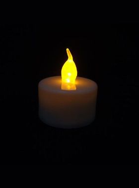 24 Flickering Candle Set Runs on Batteries Flickers Candle