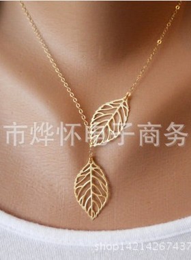 Simple metal leaf double leaf versatile short necklace clavi