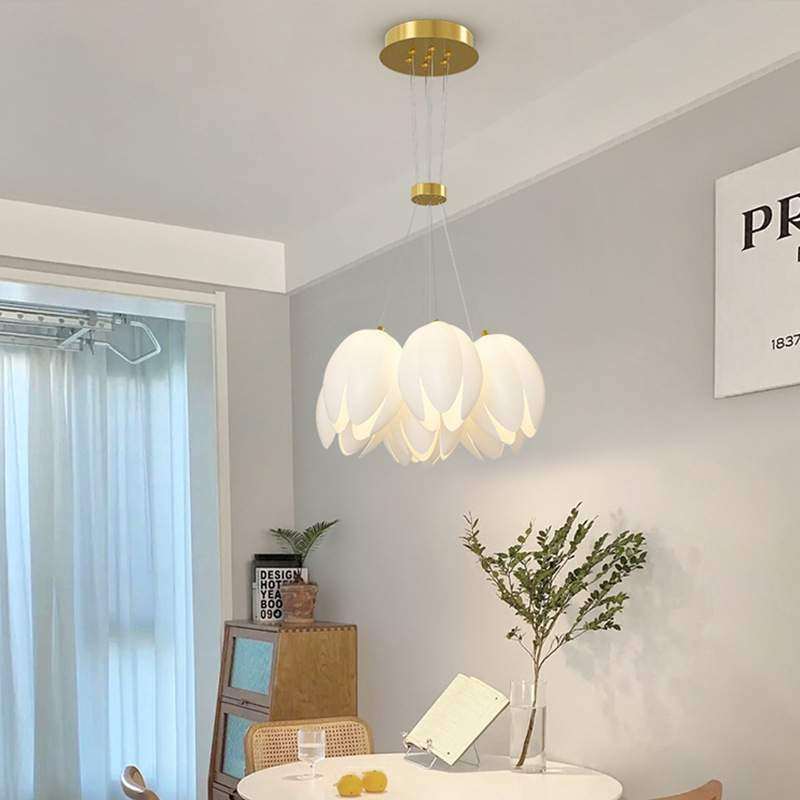 法式奶油风铃兰花吊灯创意现代简约高级感客厅灯设计师温馨卧室灯,纺织面料/辅料/配套,纺织机械配件,淘宝优惠券,粉丝福利购,淘宝优惠卷