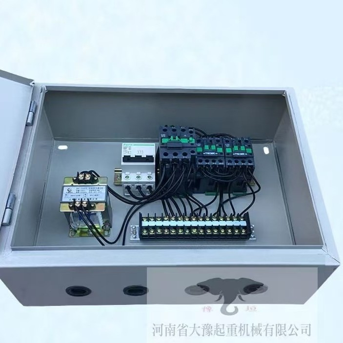 单梁起重机大车2合1控制箱