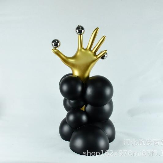 现代简约创意树脂创意手掌摆件样板房售楼处桌面书架玄关软装饰品