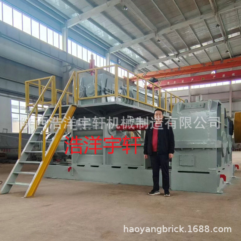 双级螺旋挤压真空页岩制砖机